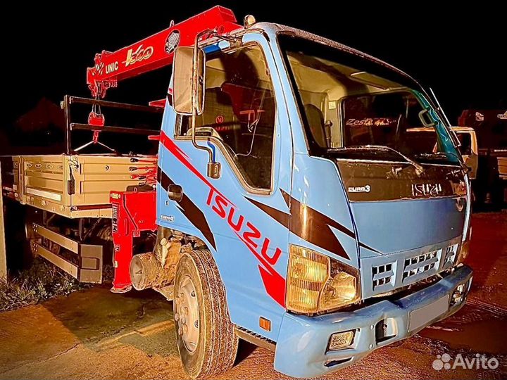 Isuzu NKR с КМУ, 2010