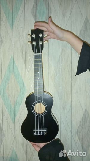 Детская укулеле