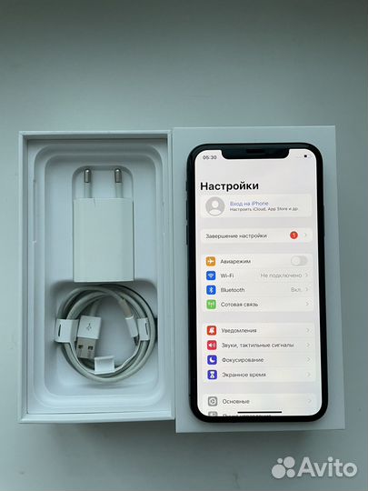 iPhone Xs, 64 ГБ