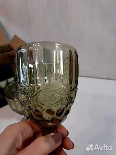 Бокалы из цветного стекла