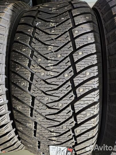 Yokohama IceGuard Stud IG65 285/50 R20 116T