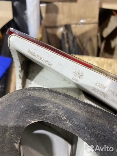 Задний левый фонарь для Виктора на каризму