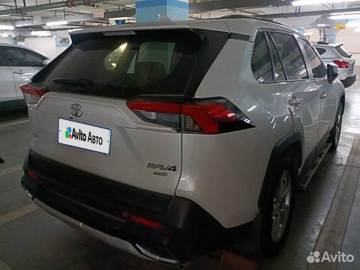 Toyota RAV4 2.0 CVT, 2021, 31 800 км