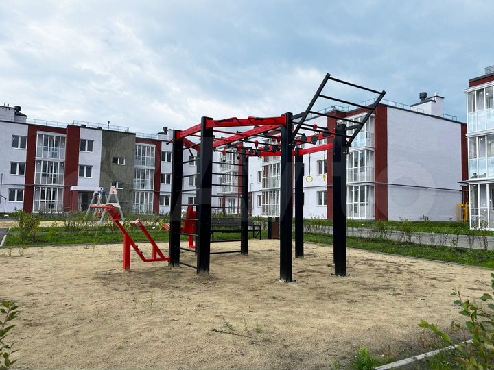 3-к. квартира, 82,3 м², 1/3 эт.