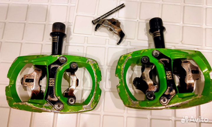 Контактные педали Issi Trail