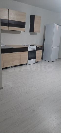 2-к. квартира, 48 м², 4/10 эт.