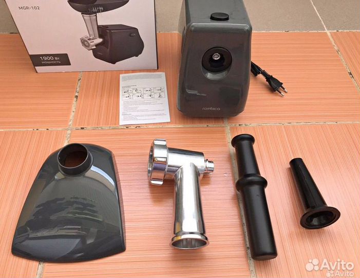 Мясорубка электрическая.Новая/Доставка