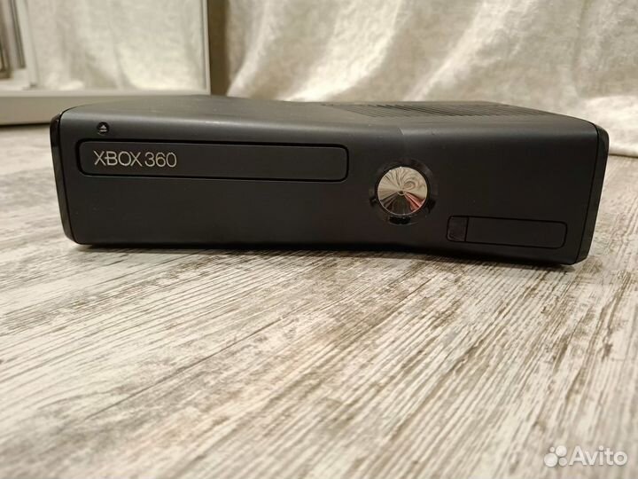 Xbox 360S 320Gb FreeBoot Kinect 54 Игры Геймпад