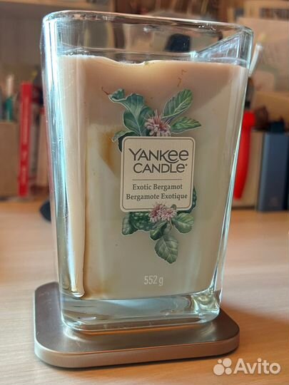 Yankee Candle свеча Экзотический Бергамот 552g