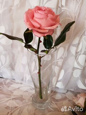 Шикарная корзина роз из холодного фарфора