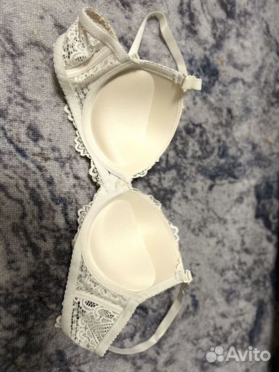 Бюсгалтер новый