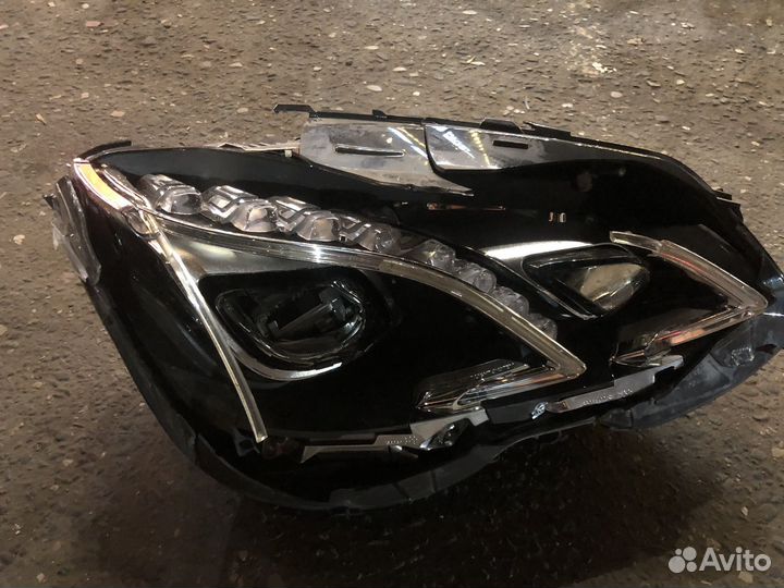 Фара от мерседес 212 рестайлинг