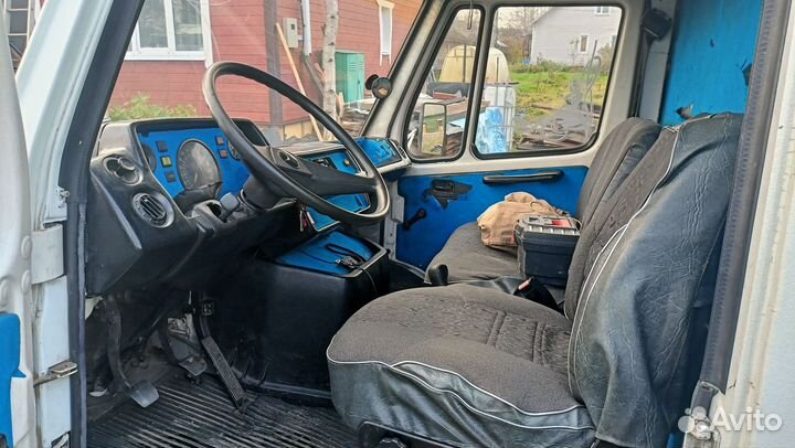 Mercedes-Benz T1 2.4 МТ, 1977, 616 000 км