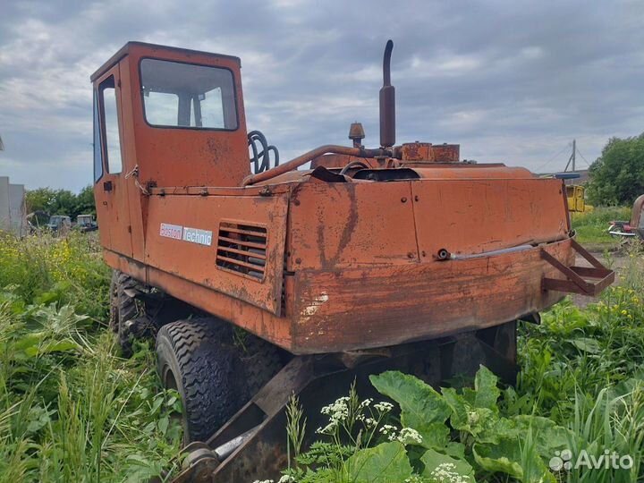 Трактор, 1996