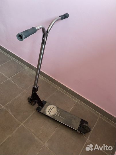 Трюковой самокат