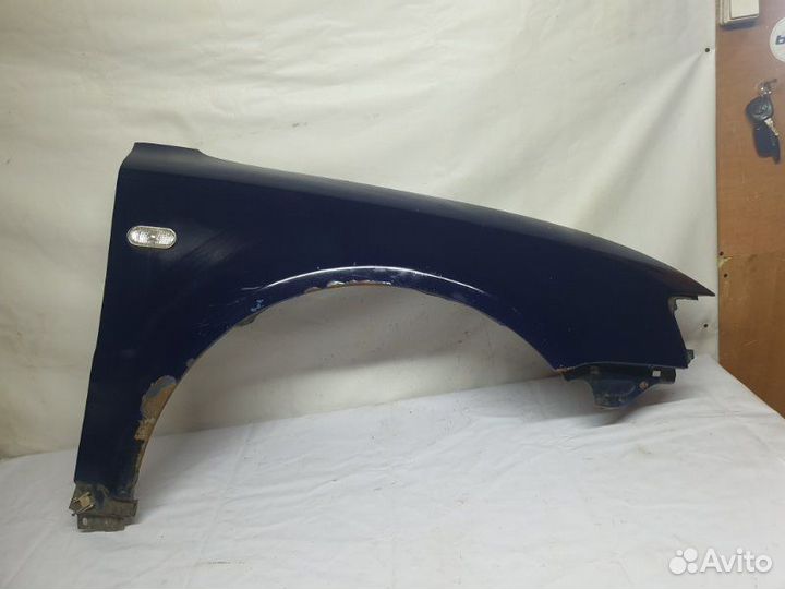 Крыло переднее правое Volkswagen Passat B5