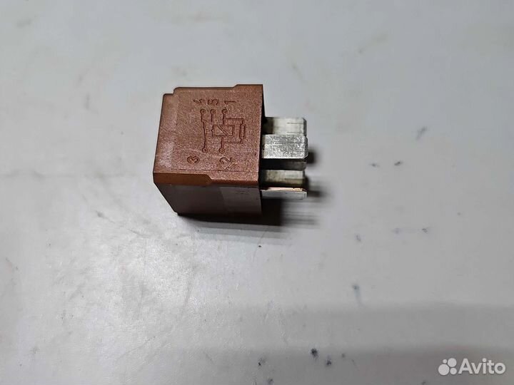 Реле 90491314 Opel Astra H (2004-2015)