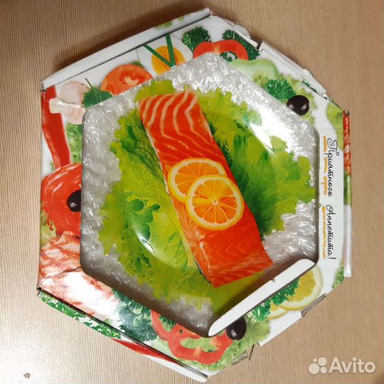 Набор тарелок новый