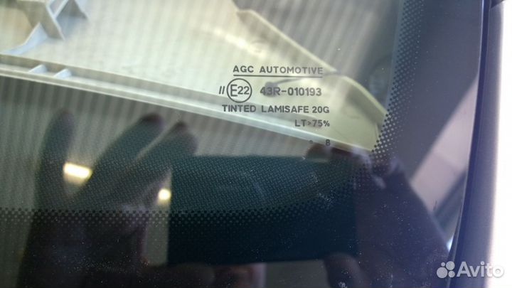 Лобовое стекло skoda octavia (A5) с молдингом