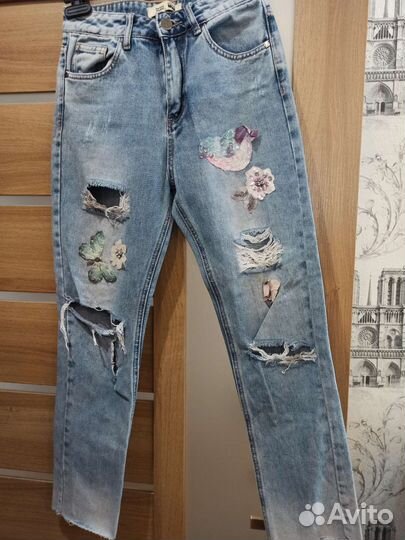 Джинсы рваные