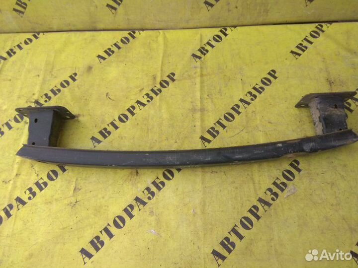 Усилитель заднего бампера Ford Focus 2 2008-2011