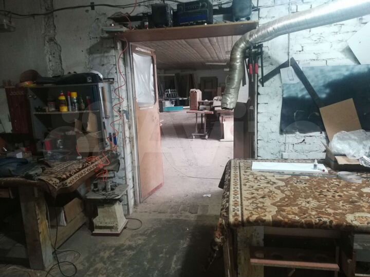 Дом 398 м² на участке 1 сот.