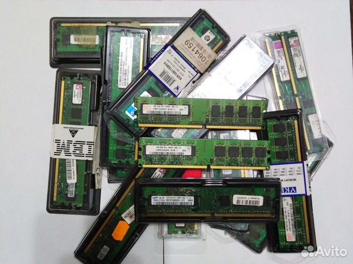 Оперативная память DDR2 1GB в ассортименте