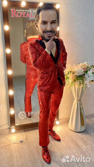 Пирожков. Стриптиз шоу. Ростовая кукла