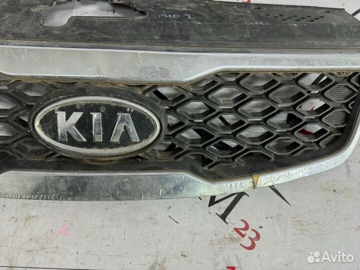 Решетка радиатора Kia Rio 2