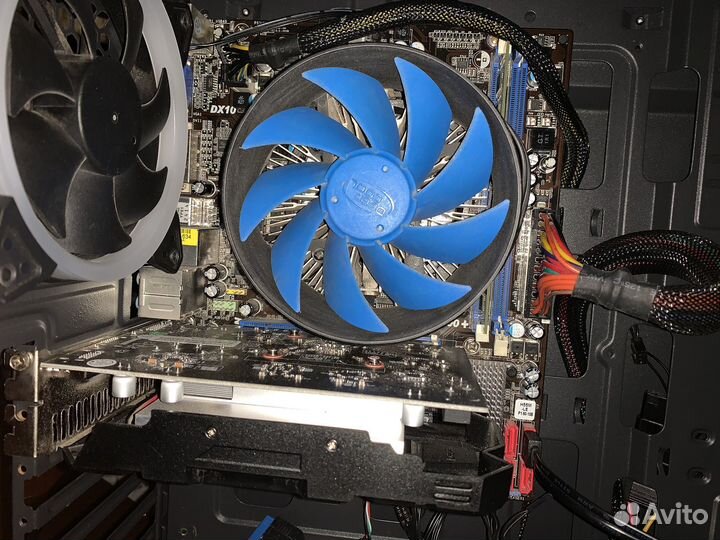 Материнская плата с процессором и памятью