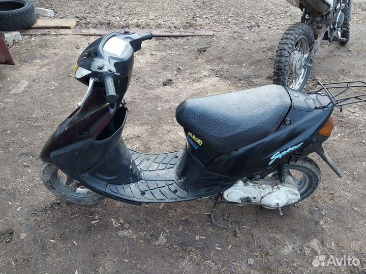 Suzuki sepia