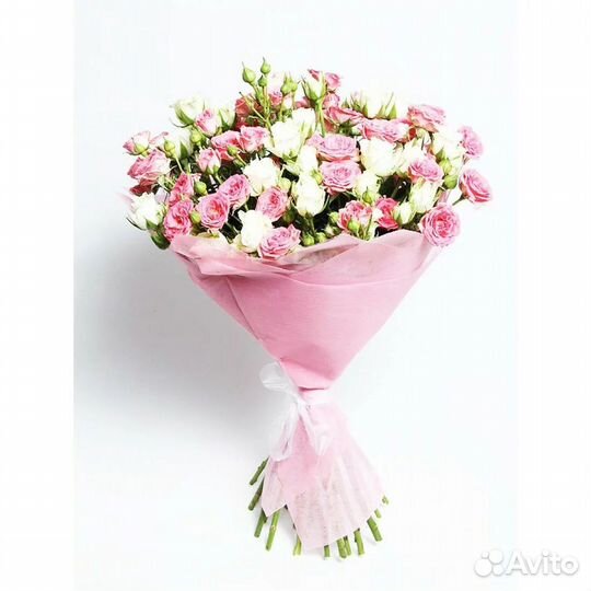 Доставка цветов. 15 кустовых роз микс в упаковке