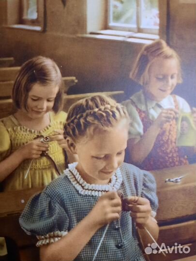 Открытка постер винтаж школа дети урок рукоделие