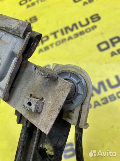 Стеклоподъемник передний правый Ford Mondeo 3