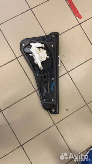 Стеклоподъемник задний левый Land Rover Discovery