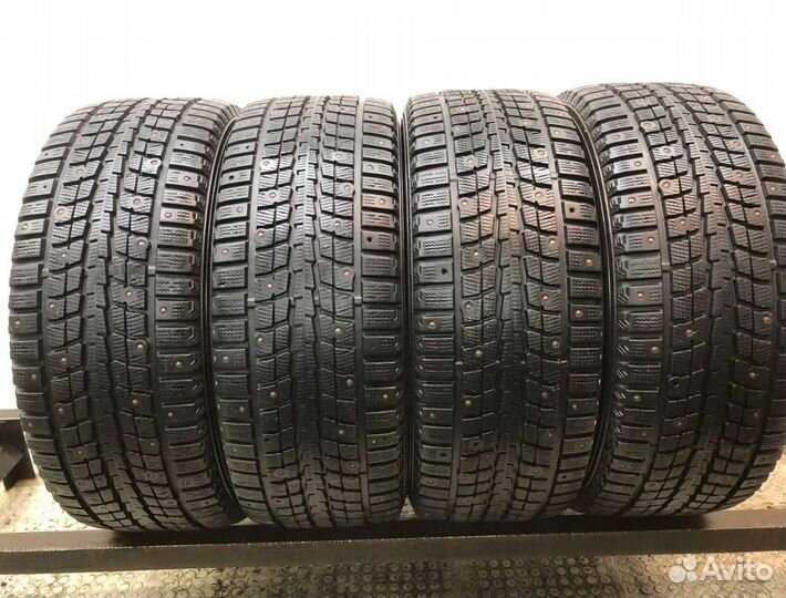 Dunlop SP Winter Ice 01 215/55 R16 99W