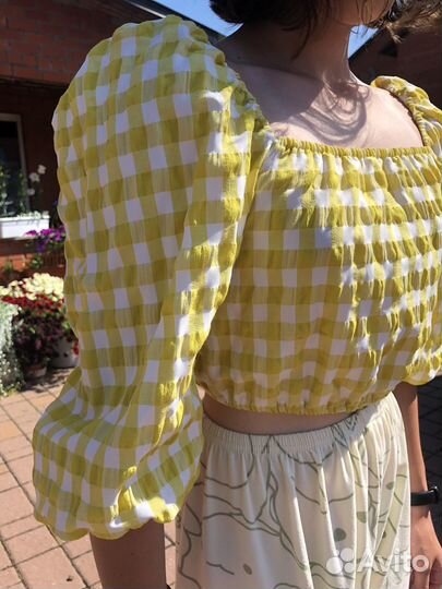 Топ с рукавами