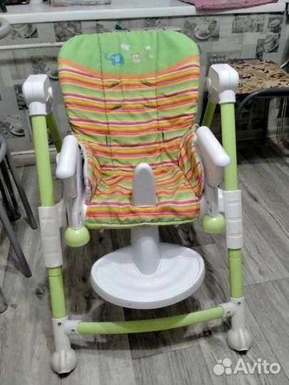 Стульчик для кормления