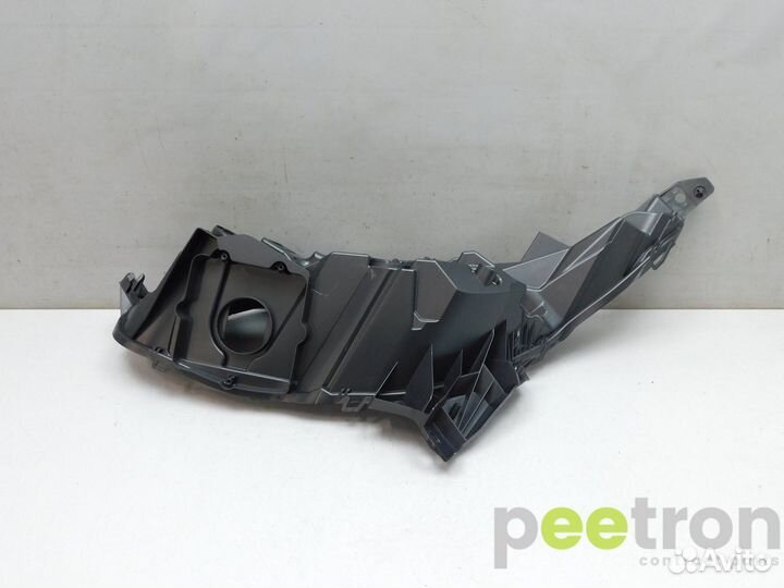 Б/У Б/У Корпус фары правой новая LED. J8A213W029EF