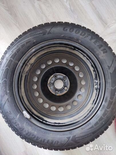 Goodyear UltraGrip Ice 2 235/55 R17 103T