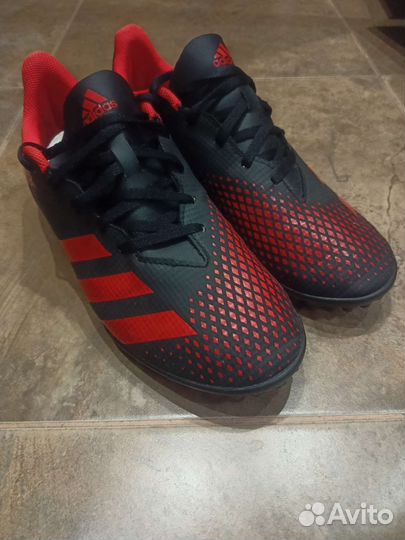 Сороконожки adidas predator