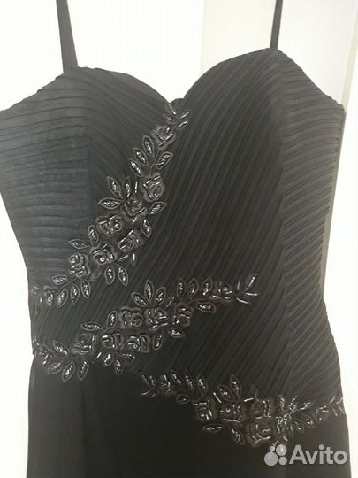 Платье вечернее