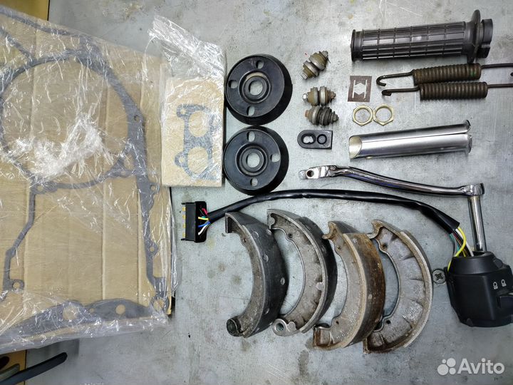 Запчасти от мотоцикла Ява 638