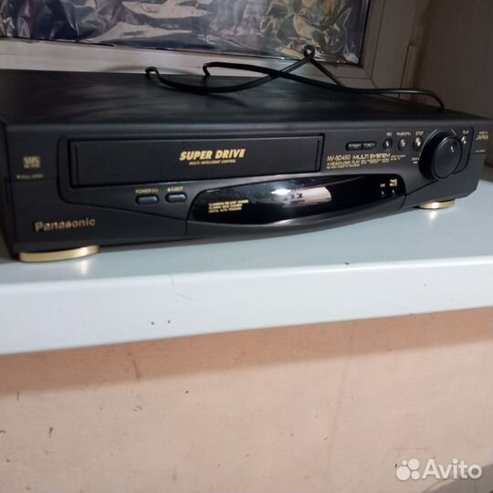 Видеомагнитофон panasonic