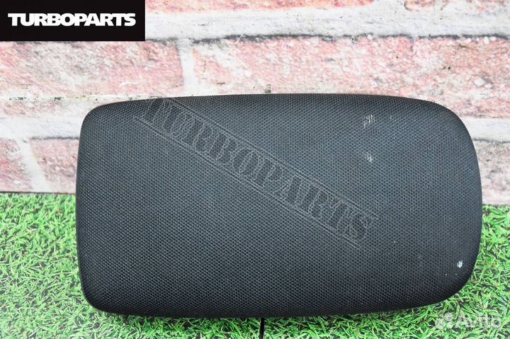 Подлокотник Toyota Corolla Axio NZE141 1nzfe