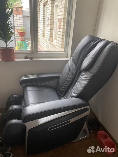 Массажное кресло