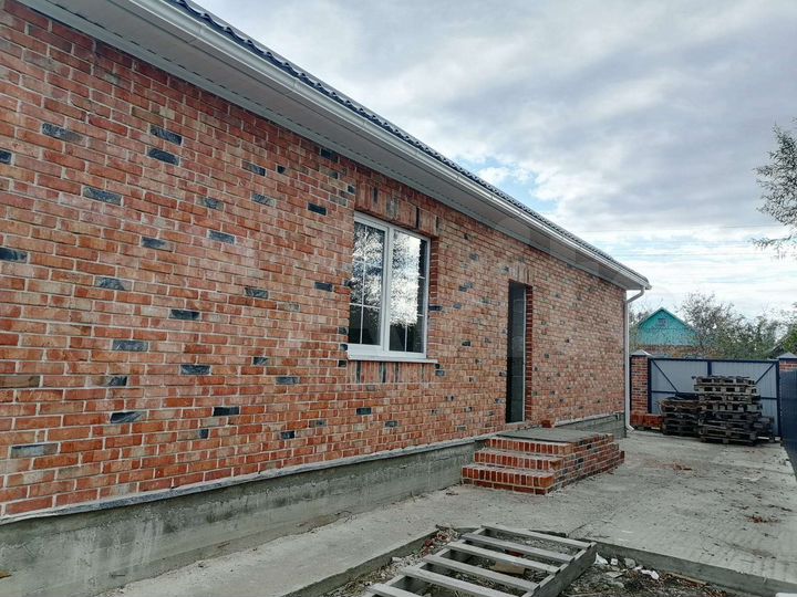 Дом 68,2 м² на участке 5 сот.