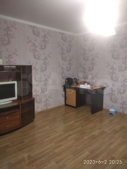 2-к. квартира, 65 м², 4/9 эт.