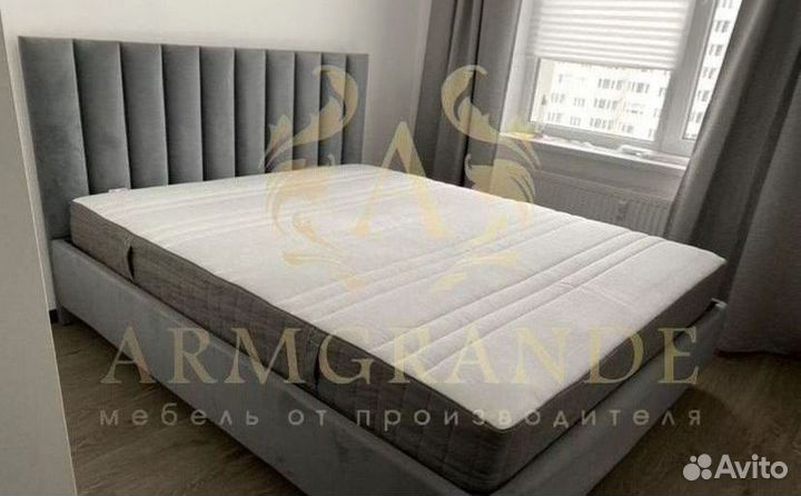Кровать с мягким изголовьем в рассрочку