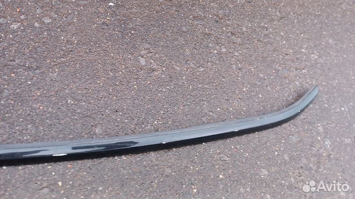 Range Rover Evoque 11- молдинг крышки багажника